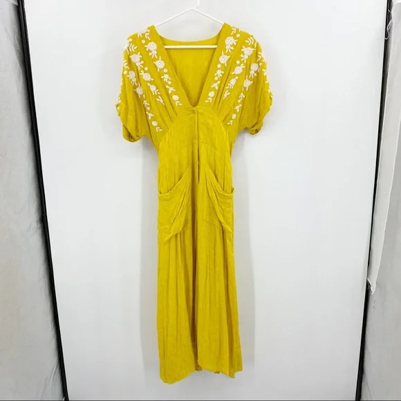 Anthropologie | Dresses | Anthropologie Floral Maxi Dress | Poshmark